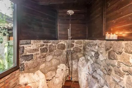 El Choco, A Small Place In Paradise. V.v435as Parres de Llanes