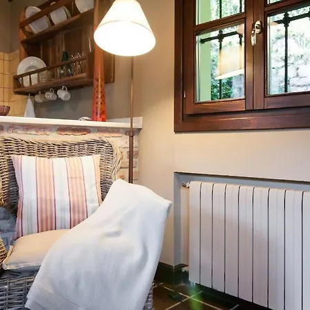 El Choco, A Small Place In Paradise. V.v435as