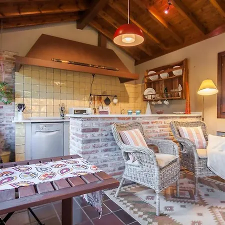 El Choco, A Small Place In Paradise. V.v435as Parres de Llanes