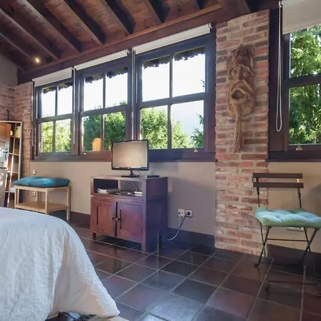 El Choco, A Small Place In Paradise. V.v435as